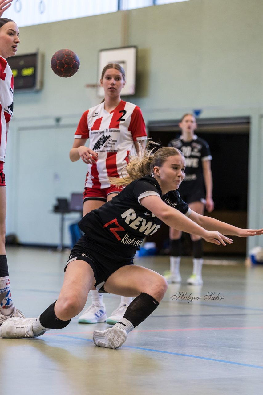 Bild 85 - wBJ SV Henstedt Ulzburg - Bramstedter TS : Ergebnis: 27:15